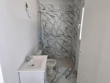 Casa de 2 ambientes con cochera en venta en complejo Arturo Illia - Grand Bourg