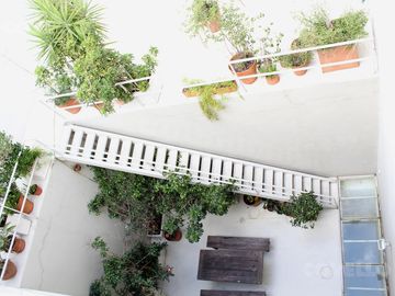 Venta casa de 7 ambientes en Abasto