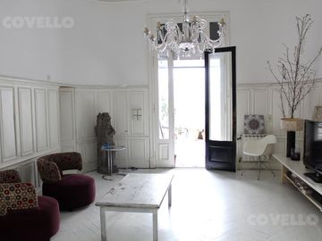 Venta casa de 7 ambientes en Abasto