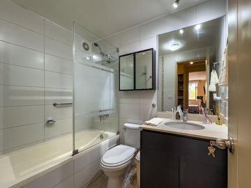 Condominio Infinity - Moderno Flat con Balcón y Vista al Parque – 3 Dormitorios   2 Cocheras 2 Depósitos