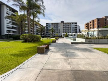 Condominio Infinity - Moderno Flat con Balcón y Vista al Parque – 3 Dormitorios   2 Cocheras 2 Depósitos