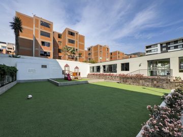 Condominio Infinity - Moderno Flat con Balcón y Vista al Parque – 3 Dormitorios   2 Cocheras 2 Depósitos