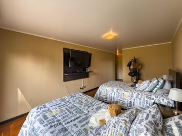 Condominio Infinity - Moderno Flat con Balcón y Vista al Parque – 3 Dormitorios   2 Cocheras 2 Depósitos