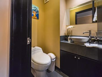 Condominio Infinity - Moderno Flat con Balcón y Vista al Parque – 3 Dormitorios   2 Cocheras 2 Depósitos
