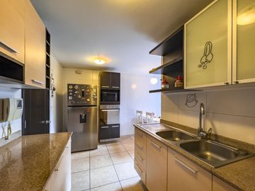 Condominio Infinity - Moderno Flat con Balcón y Vista al Parque – 3 Dormitorios   2 Cocheras 2 Depósitos