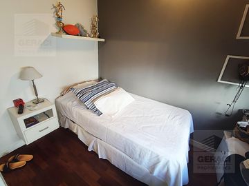 Excelente Casa/PH (tipo duplex) en Parque Chacabuco