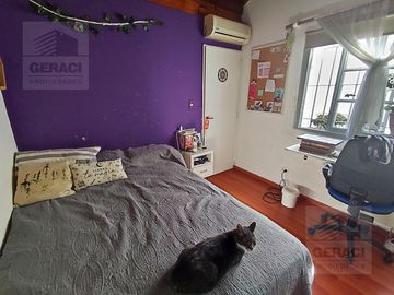 Excelente Casa/PH (tipo duplex) en Parque Chacabuco