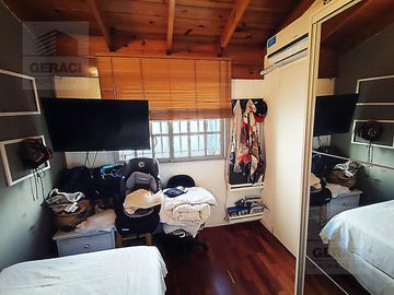 Excelente Casa/PH (tipo duplex) en Parque Chacabuco