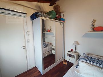 Excelente Casa/PH (tipo duplex) en Parque Chacabuco