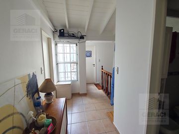 Excelente Casa/PH (tipo duplex) en Parque Chacabuco