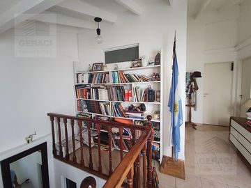 Excelente Casa/PH (tipo duplex) en Parque Chacabuco