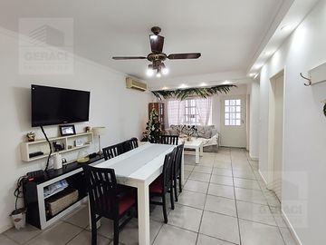 Excelente Casa/PH (tipo duplex) en Parque Chacabuco