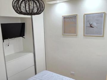 VENDO DEPARTAMENTO 2 AMBIENTES CON BALCON A LA CALLE - ZONA PLAZA MITRE - EQUIPADO CON MUEBLES