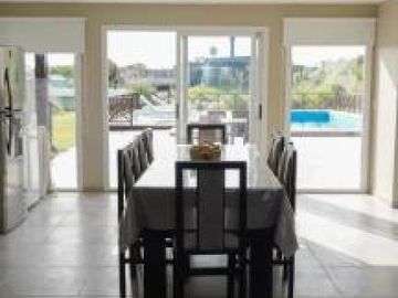 Casa en venta - 4 Dormitorios 4 Baños - Cochera - 230Mts2 - Pinamar