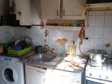 Casa en venta - 3 dormitorios 1 baño - 110mts2 - Parque San Martin