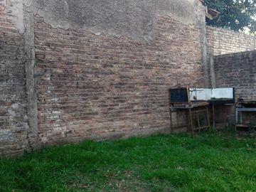 Casa en venta - 3 dormitorios 1 baño - 110mts2 - Parque San Martin