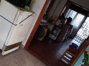 Casa en venta - 3 dormitorios 1 baño - 110mts2 - Parque San Martin