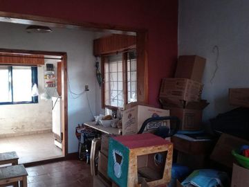 Casa en venta - 3 dormitorios 1 baño - 110mts2 - Parque San Martin