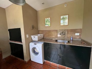 Casa - Temperley Oeste