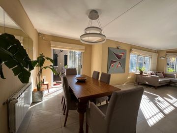 Casa - Temperley Oeste