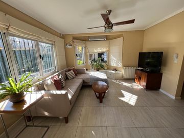 Casa - Temperley Oeste