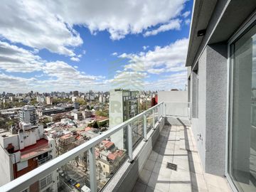 4 AMB. CON DEPENDENCIA EN EDIFICIO DE CATEGORIA - ENJOY INDEPENDENCIA