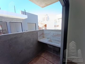 |DEPARTAMENTO 3 AMB C/ TERRAZA PRIVADA Y COCHERA| |SAN BERNARDO|