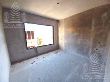 |DEPARTAMENTO 3 AMB C/ TERRAZA PRIVADA Y COCHERA| |SAN BERNARDO|
