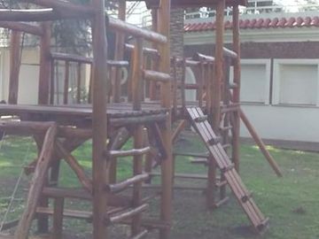 Casa en venta - 3 dormitorios 3 baños - 227mts2 - La Arbolada