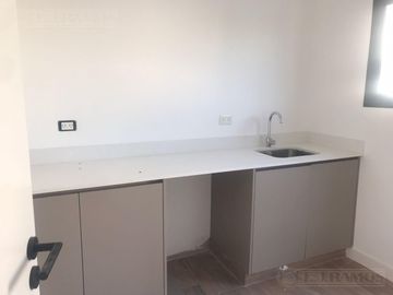 Casa en Venta Canton Norte PG 320.000 Dos Plantas con vistas a Laguna