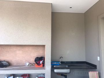 Casa en Venta Canton Norte PG 320.000 Dos Plantas con vistas a Laguna