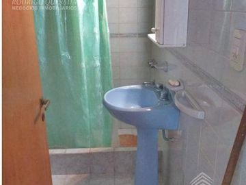 Casa mas departamento de dos ambientes en un hermoso barrio residencial de Mar de Ajo!!