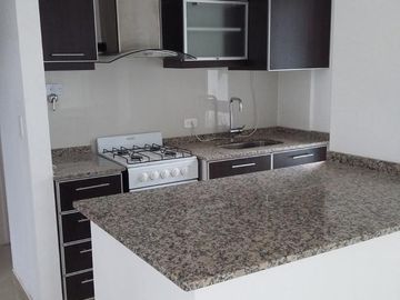 En Venta - Departamento 2 Ambientes c/Cochera - Sarandí, Avellaneda