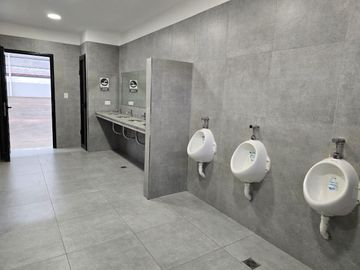 Nave Industrial en  ALQUILER  -  PILARICA