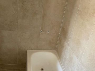 HERMOSO DUPLEX EN VENTA A ESTRENAR -ZONA OLIVOS.