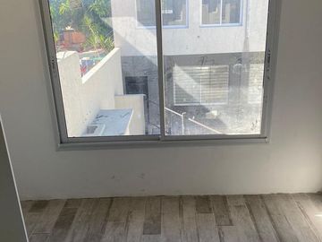 HERMOSO DUPLEX EN VENTA A ESTRENAR -ZONA OLIVOS.