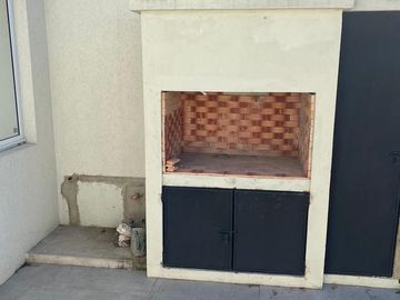 HERMOSO DUPLEX EN VENTA A ESTRENAR -ZONA OLIVOS.