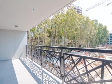 Excelente oportunidad, Loft  divisible con cochera en Venta , piso 19  en Quartier Del Bajo Torre 2.