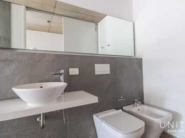 Excelente oportunidad, Loft  divisible con cochera en Venta , piso 19  en Quartier Del Bajo Torre 2.