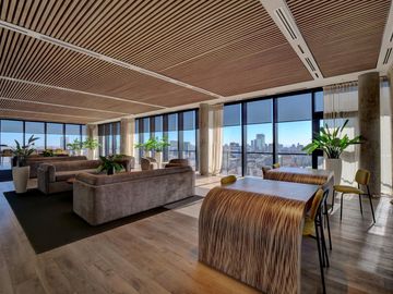 Excelente oportunidad, Loft  divisible con cochera en Venta , piso 19  en Quartier Del Bajo Torre 2.