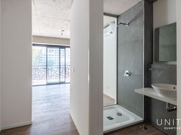 Excelente oportunidad, Loft  divisible con cochera en Venta , piso 19  en Quartier Del Bajo Torre 2.