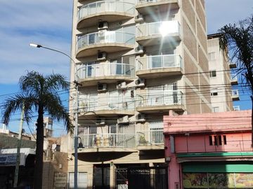 Departamento de tres ambientes en el Centro de Tigre
