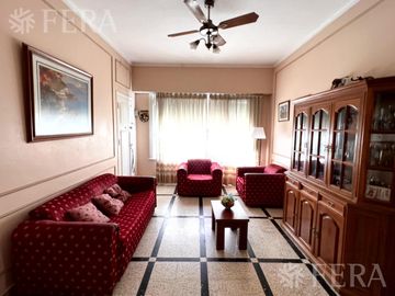 Venta casa 4 ambientes con cochera en Wilde (31928)