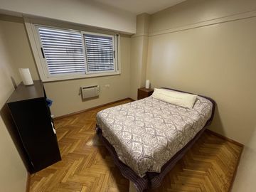 Departamento en Venta - 4 ambientes c/dependencia - Avellaneda