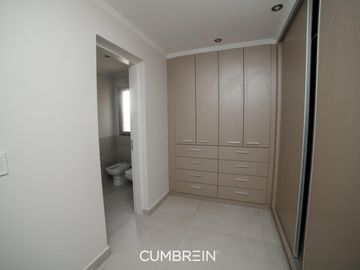Casa de 3 dormitorios en La Castilla Club de Campo