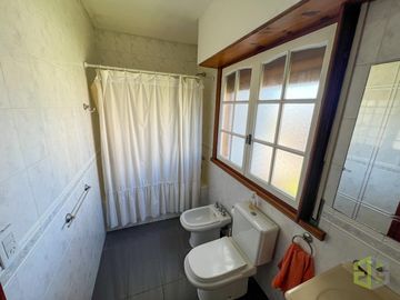 Casa de 4 Habitaciones en Venta