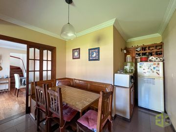 Casa de 4 Habitaciones en Venta