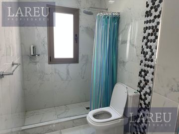 Casa en venta - Casuarinas Del Pilar