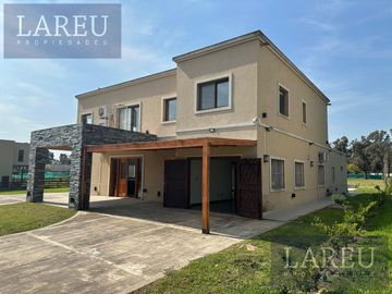 Casa en venta - Casuarinas Del Pilar