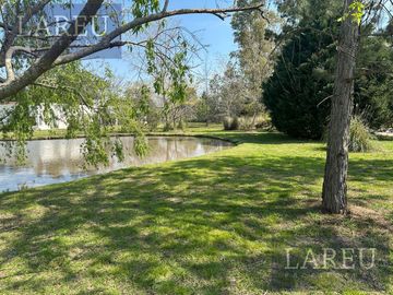 Casa en venta - Casuarinas Del Pilar